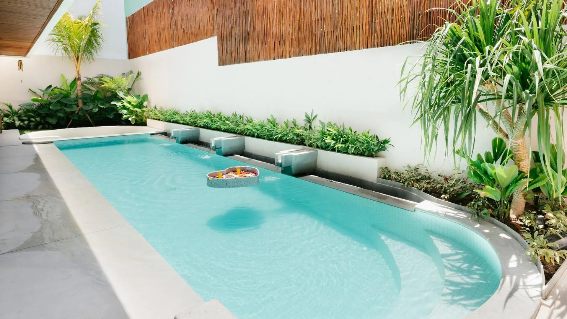 Luxury Villa Noah Kuta